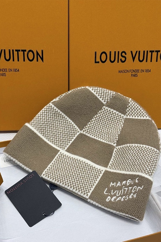 Шапка Louis Vuitton logo-embroidered - Beige