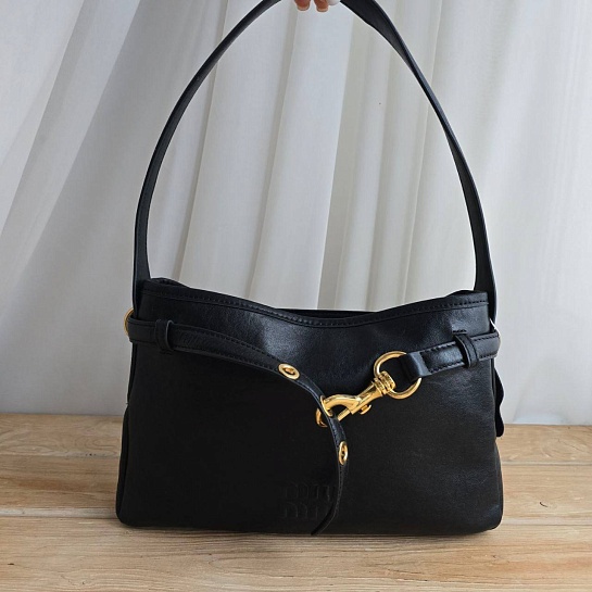 Кожаная сумка MIU MIU 32x18 см