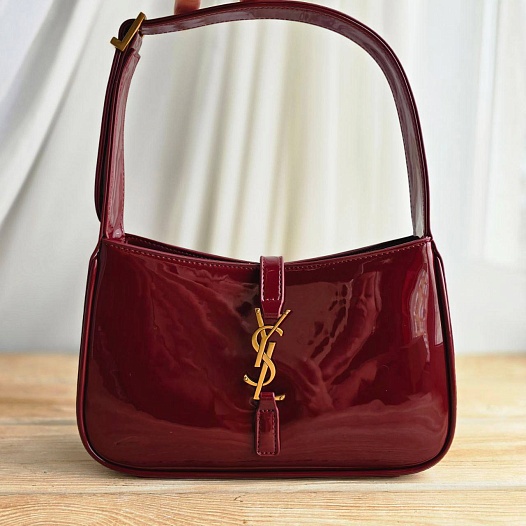 Женская лакированная сумка Yves Saint Laurent le 5 a 7 25x16 см - Burgundy   