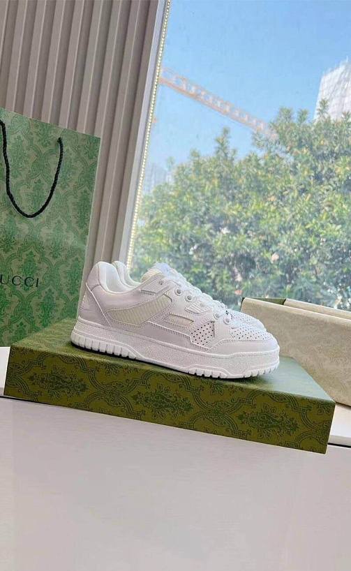 Женские кожаные кроссовки Gucci GG Cruise