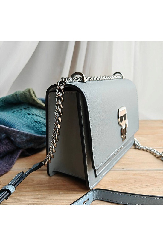 Кожаная сумка Karl Lagerfeld K/Ikonik Metal Lock 22x16 см (3 расцветки)