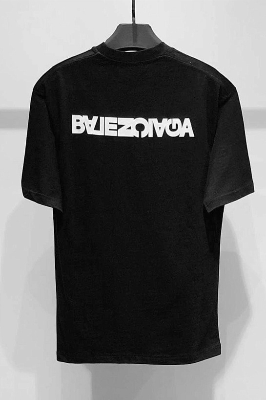 Чёрная оверсайз футболка Balenciaga