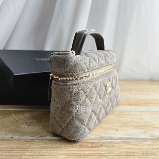 Замшевая сумка Chanel Vanity 19x12   