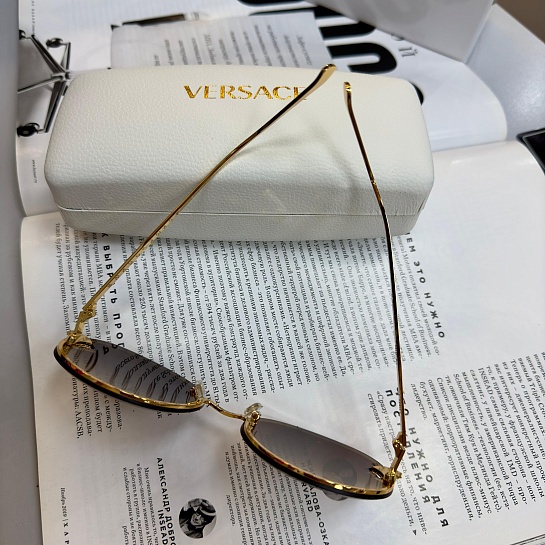 Солнцезащитные очки Versace Glam Medusa