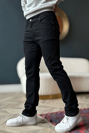 Чёрные джинсы Dolce&Gabbana embossed logo   