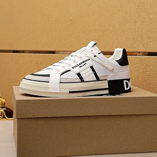 Женские кожаные кроссовки Dolce & Gabbana   