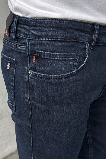 Мужские тёмно-синие джинсы Hugo Boss   