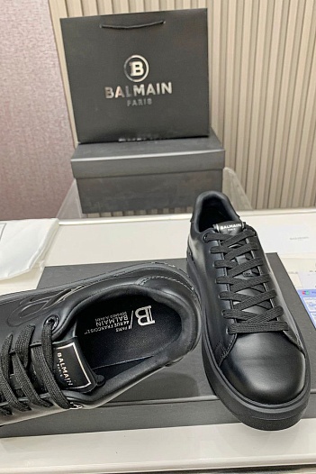 Кожаные кроссовки Balmain чёрного цвета   