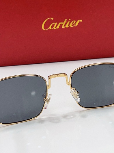 Солнцезащитные очки Cartier   