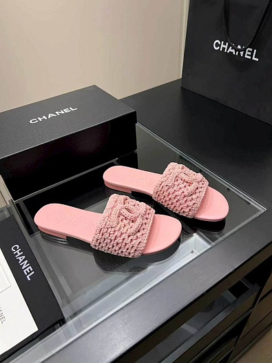 Женские кожаные шлёпанцы Chanel premium   
