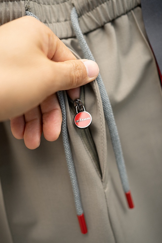 Мужские бежевые брюки Kiton Premium