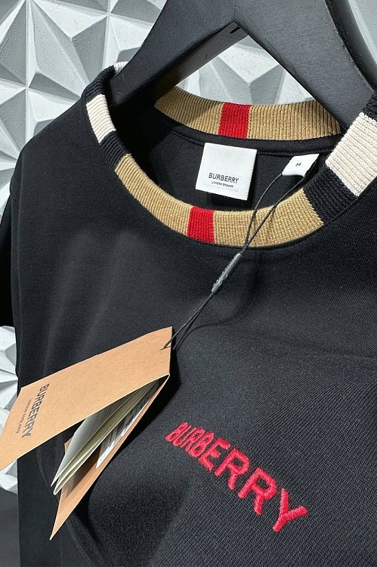 Белая футболка Burberry Icon Stripe