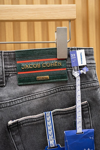 Мужские серые джинсы Jacob Cohen Premium   