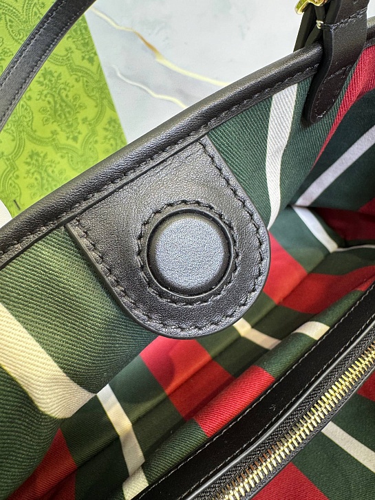 Кожаная сумка Gucci GG Emblem premium 30x19x11 см