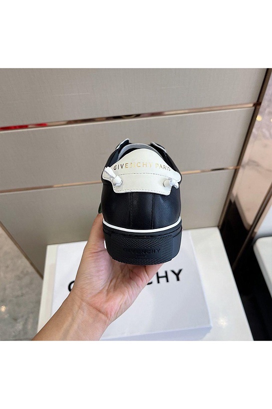 Мужские кожаные кроссовки Givenchy