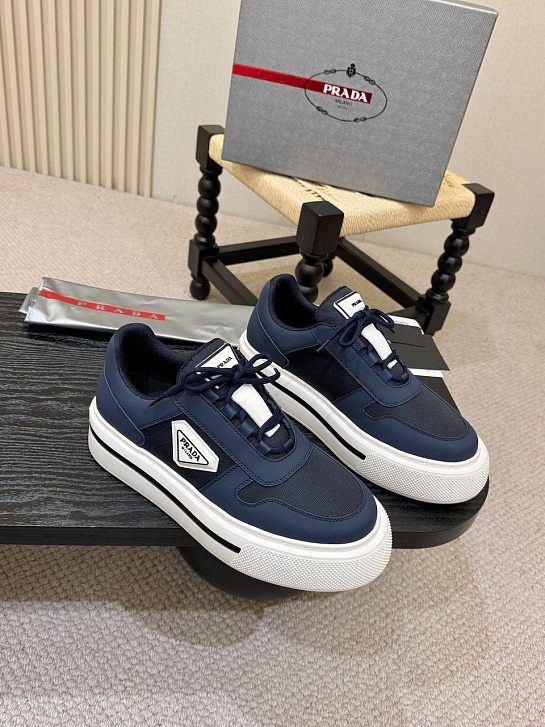 Комбинированные кроссовки Prada logo-plaque