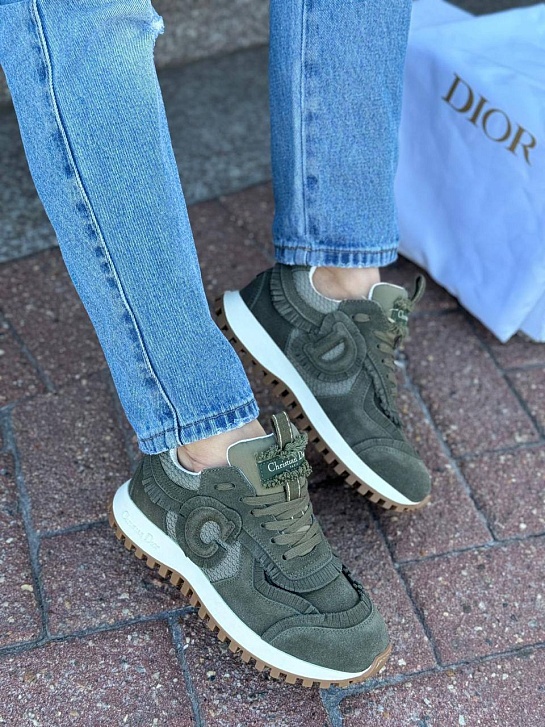 Женские кроссовки Dior C'EST
