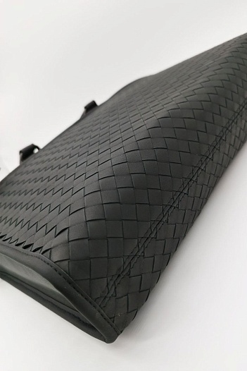 Кожаная сумка чёрного цвета Bottega Veneta 40x30 см   