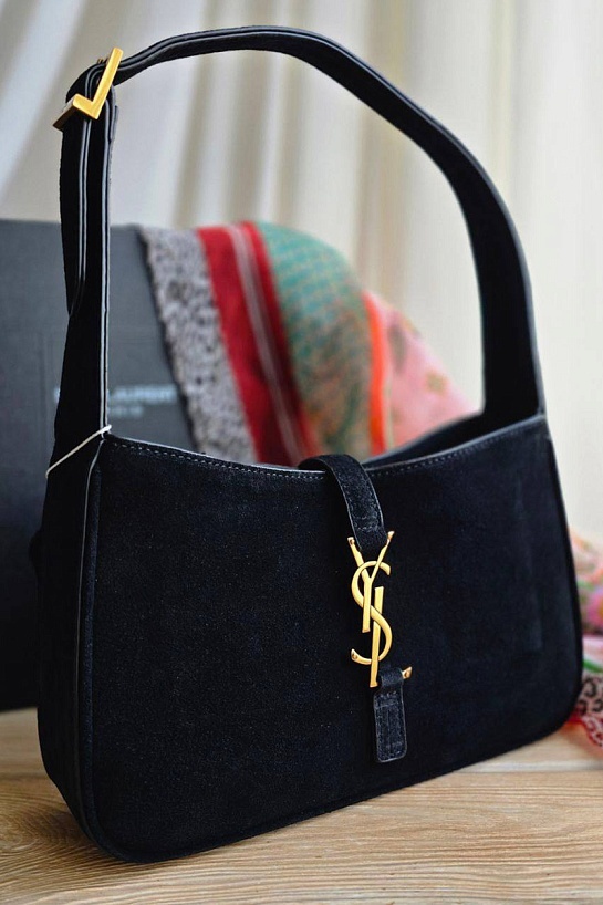 Женская чёрная замшевая сумка Yves Saint Laurent 25x13 см
