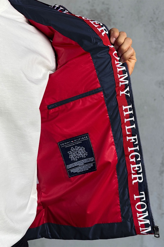 Мужской жилет Tommy Hilfiger тёмно-синего цвета