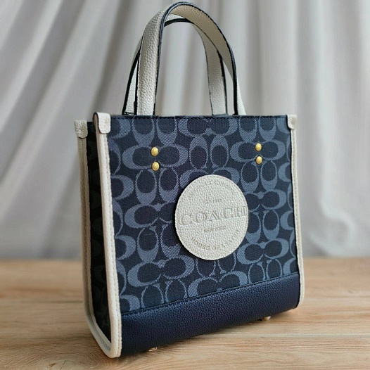 Женская сумка Coach Dempsey Tote 23x23 см (4 расцветки)   