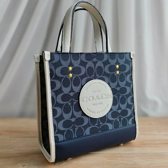 Женская сумка Coach Dempsey Tote 23x23 см (4 расцветки)