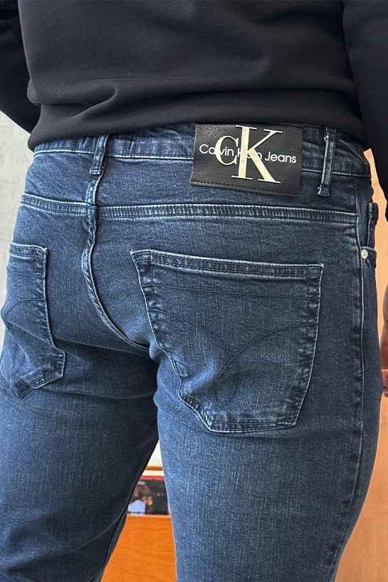 Мужские тёмно-синие джинсы Calvin Klein