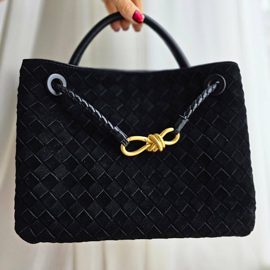 Замшевая чёрная сумка Bottega Veneta 30x23 см   