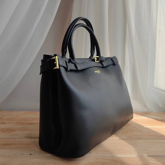 Женская кожаная сумка Prada Buckle 35x25 см (2 расцветки)