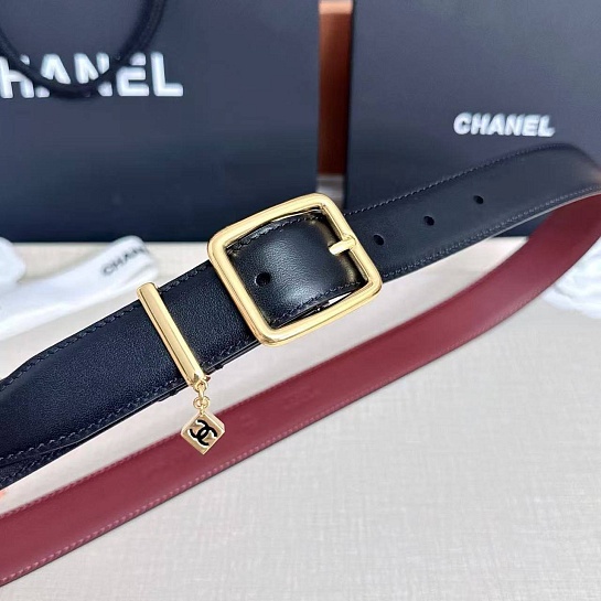 Кожаный ремень Chanel чёрного цвета