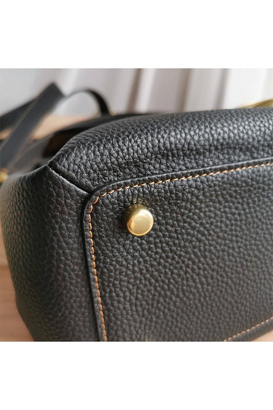 Кожаная сумка чёрного цвета Coach May 31x23 см