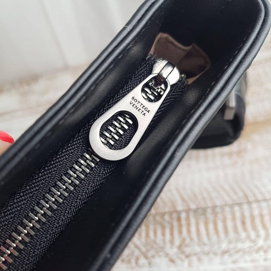 Кожаная сумка Bottega Veneta 27x26 см - Black