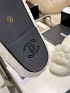 Женские меховые шлёпанцы Chanel Oran premium - White