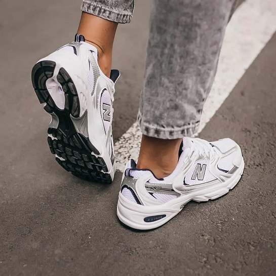 Кроссовки New Balance 530 Abzorb  - White / Grey