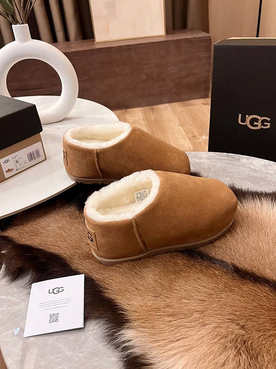 Женские слипоны с мехом UGG Tasman - Chestnut