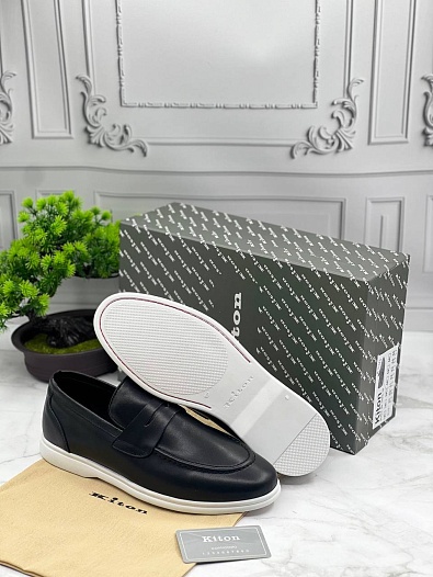 Кожаные лоферы Kiton чёрного цвета   