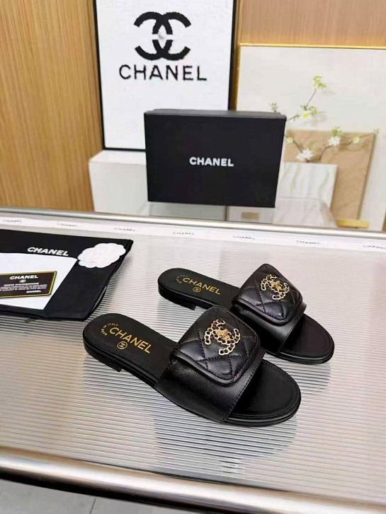 Женские кожаные шлёпанцы Chanel premium