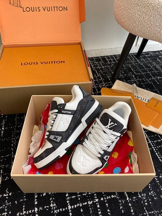 Женские кожаные кроссовки Louis Vuitton Trainer Monogram premium