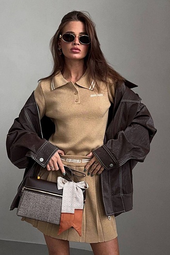 Женский бежевый костюм MIU MIU   