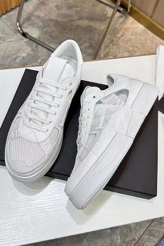 Кожаные кроссовки Valentino low-top - White