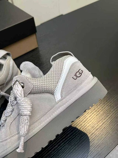 Женские замшевые ботинки UGG Lowmel   