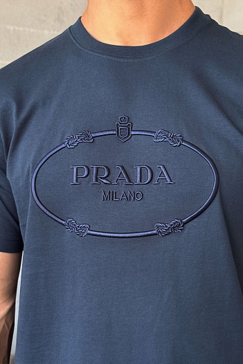 Футболка тёмно-синего цвета Prada logo-embroidered   