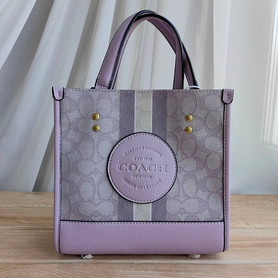 Женская сумка Coach Dempsey Tote 23x23 см (5 расцветок)