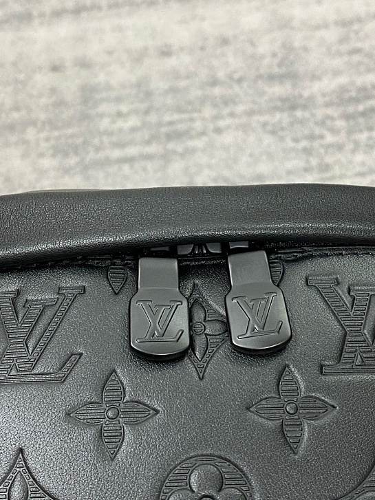 Поясная сумка Louis Vuitton Discovery PM Premium 47x20x9 см