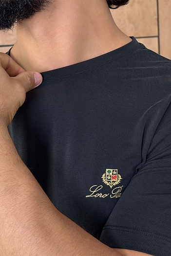 Мужская чёрная футболка Loro Piana logo-embroidered   