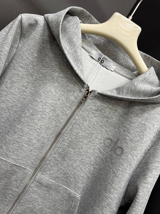 Женский серый костюм Alo premium