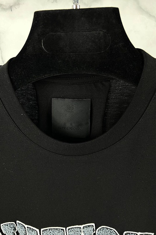 Мужская футболка Givenchy чёрного цвета