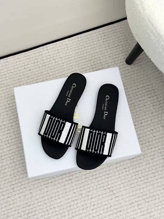 Женские чёрные шлёпанцы Dior Premium