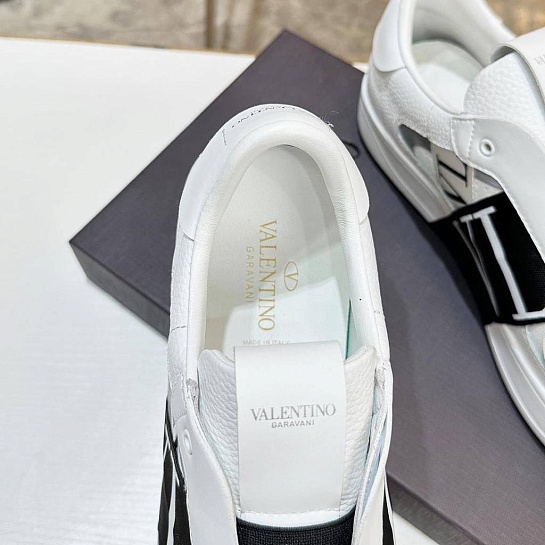 Кожаные кроссовки Valentino VL7N low-top - White