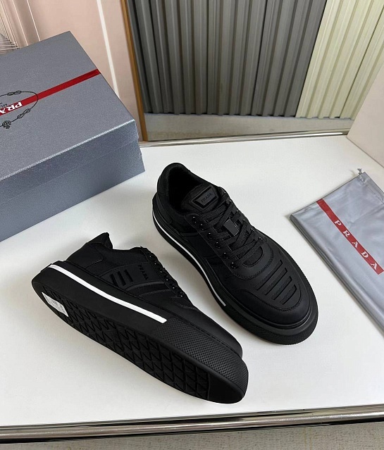 Мужские комбинированные кроссовки Prada